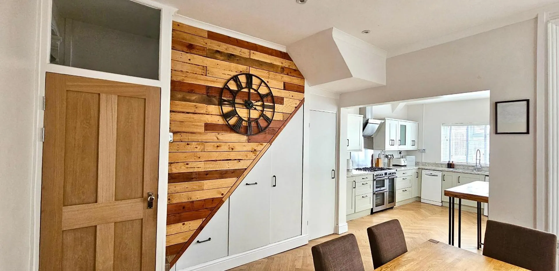 Hazelhurst By Switchback Stays Cardiff Apartment