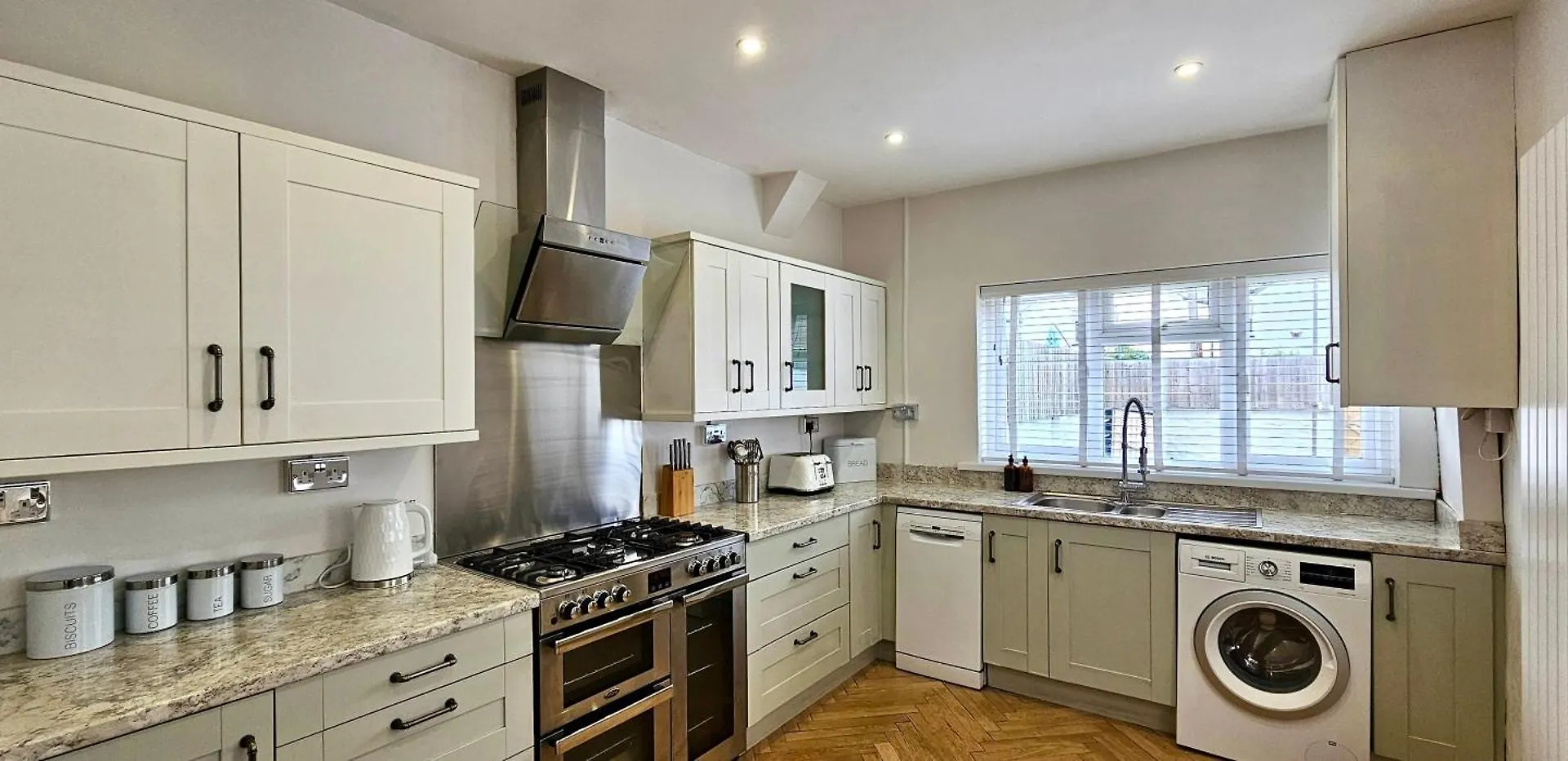 Apartment Hazelhurst By Switchback Stays Cardiff